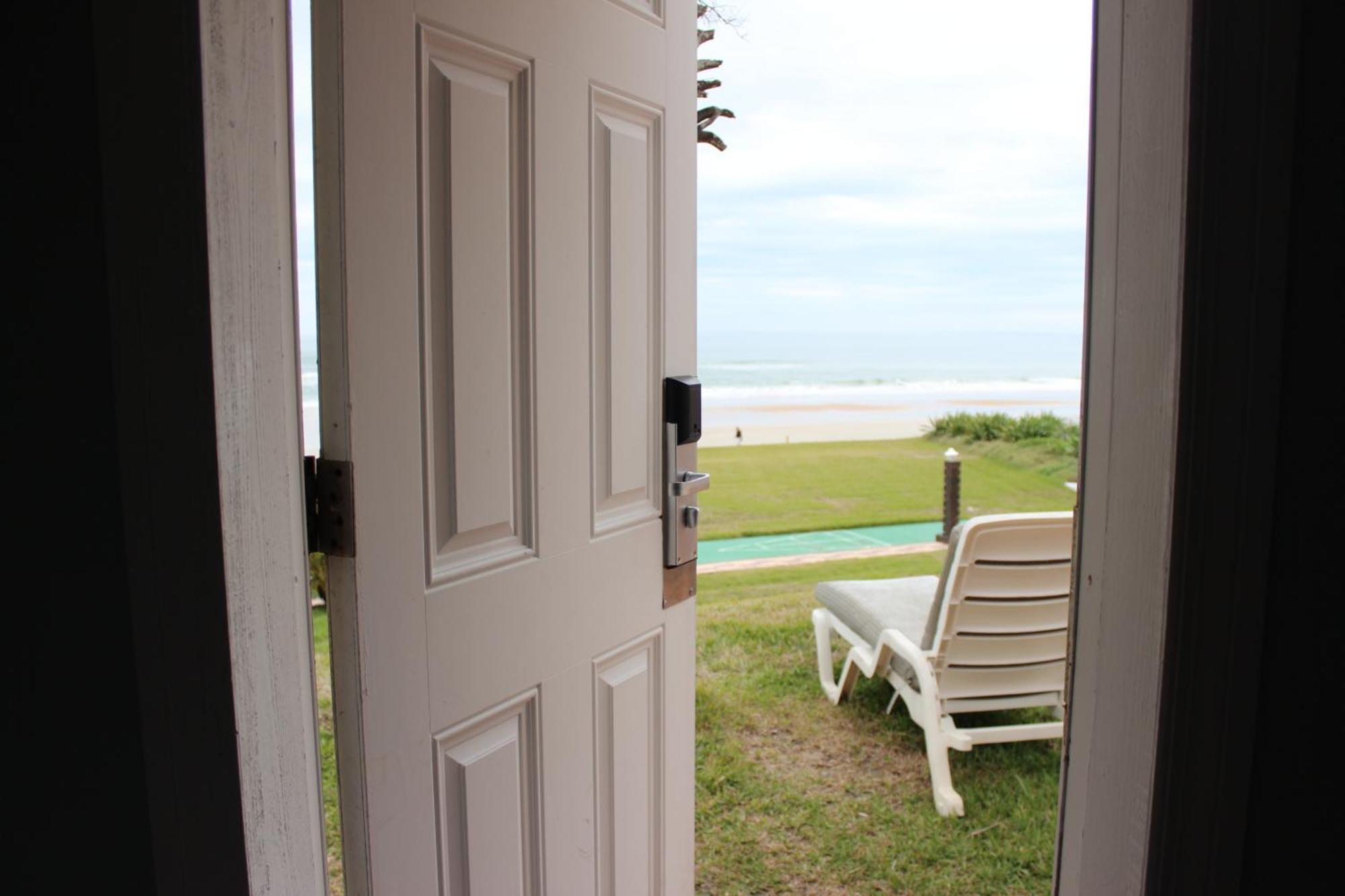 Shoreline Suites & Cabana Cottages - Beachfront Daytona Beach Chambre photo