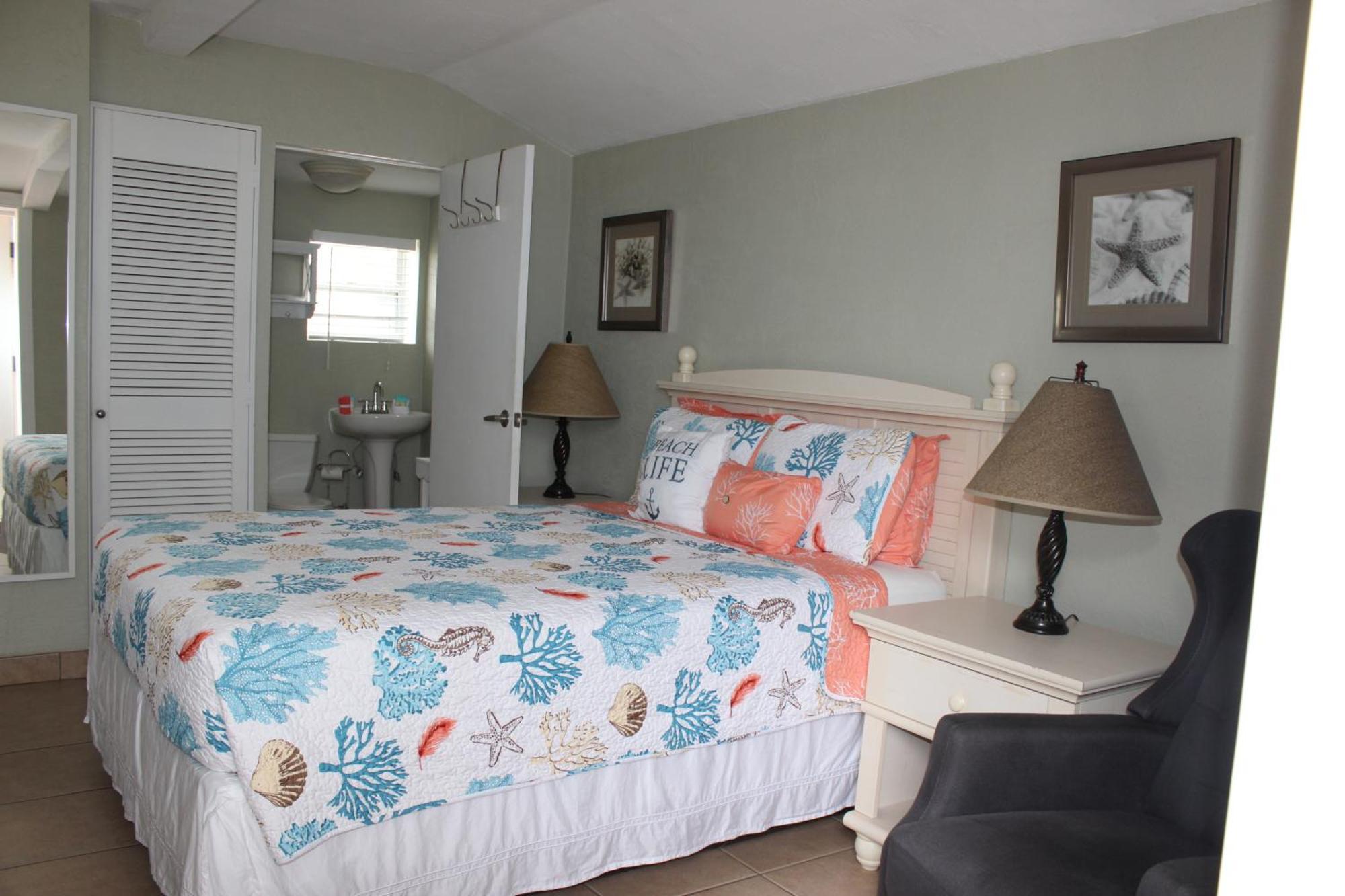 Shoreline Suites & Cabana Cottages - Beachfront Daytona Beach Chambre photo