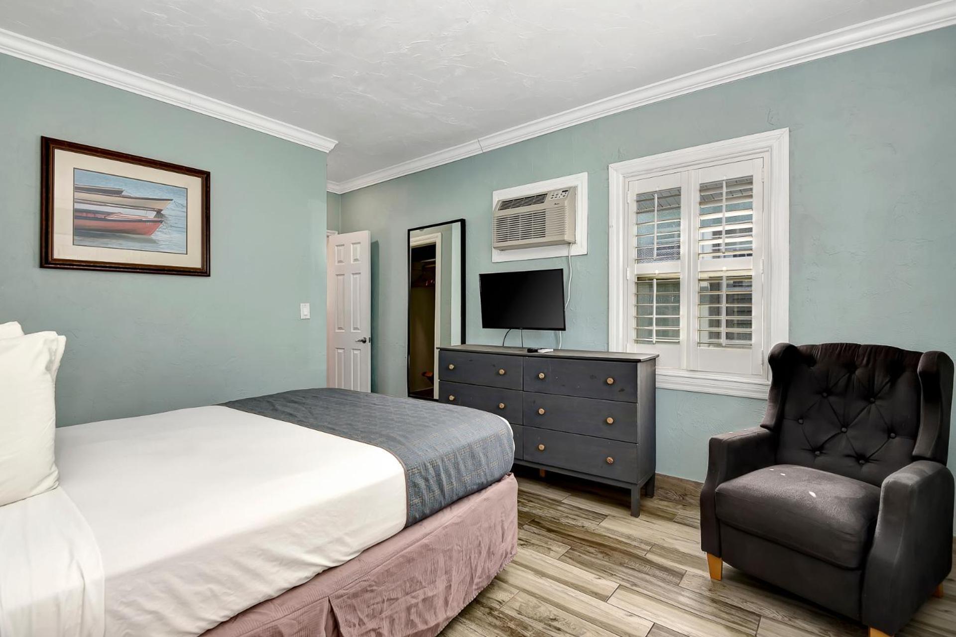 Shoreline Suites & Cabana Cottages - Beachfront Daytona Beach Extérieur photo